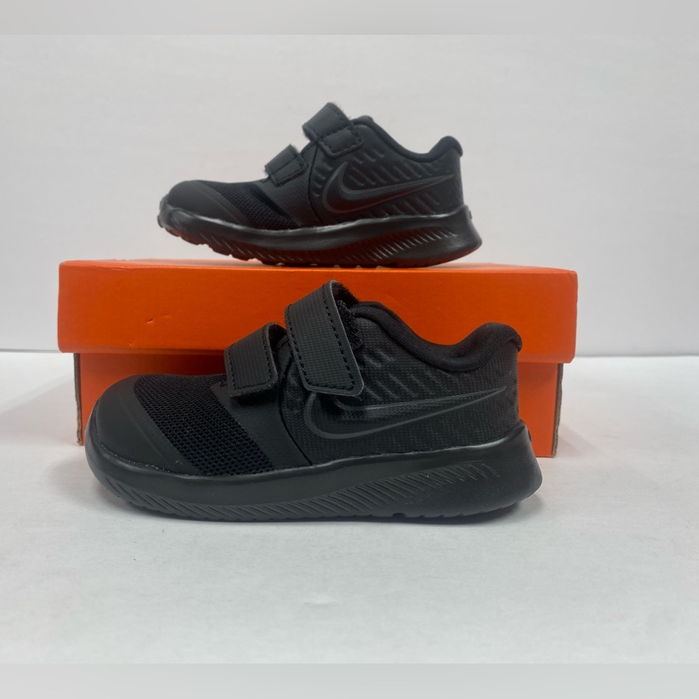 NEW Nike Boy star Runner 2 size 6c (Infants)